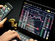 Криптовалютные кошельки — типы, безопасность и лучшие практики person using black tablet computer