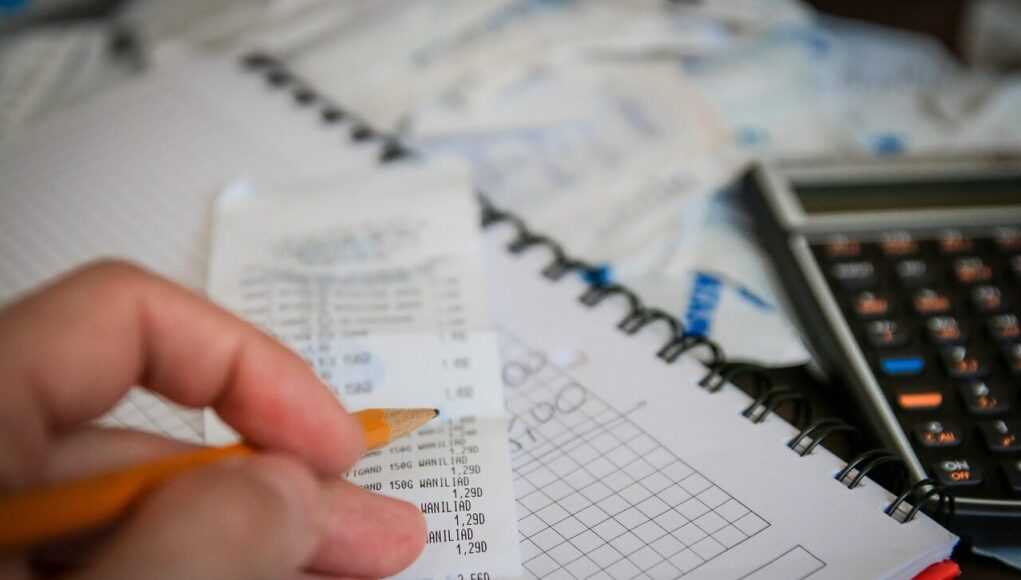 Риски и налоги — как безопасно строить пассивный доход в крипте money, bills, calculator, to save, savings, taxes, business, money, calculator, calculator, savings, taxes, taxes, taxes, taxes, taxes