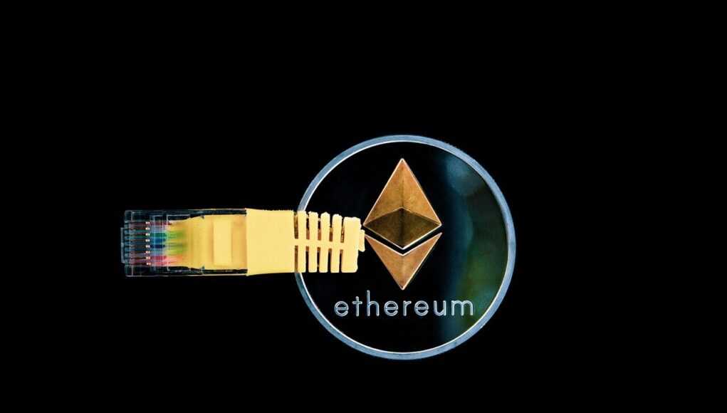 DAO — децентрализованные автономные организации — управление без центра cryptocurrency, money, ethereum, digital, cash, payment, investment, crypto, blockchain, cryptography, ledger, currency, asset, concept, decentralized, coin, distributed, decentralization, exchange, usb, ethernet, black money, black digital, ethereum, ethereum, ethereum, ethereum, ethereum