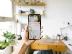 Аудит смарт‑контрактов — как защитить проект от уязвимостей iphone, hand, phone, mobile phone, smart phone, technology, hand holding a phone, notify, notifications, updates, messages, iphone, iphone, phone, phone, phone, phone, phone, mobile phone, smart phone, smart phone, notifications